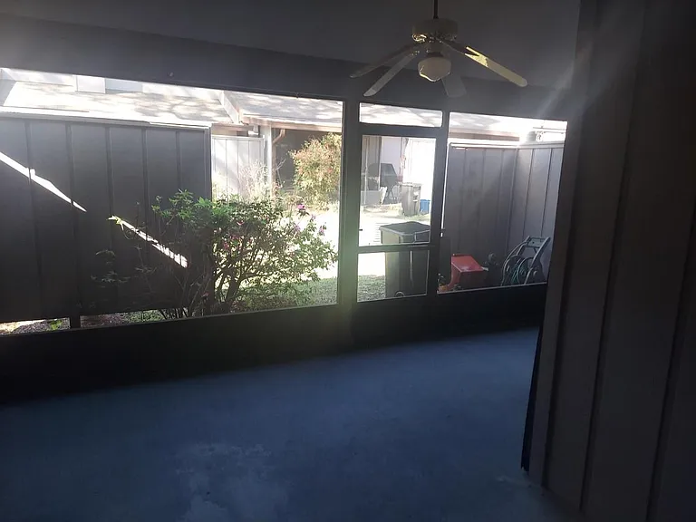 3750 NW 53rd Rd — Photo 5