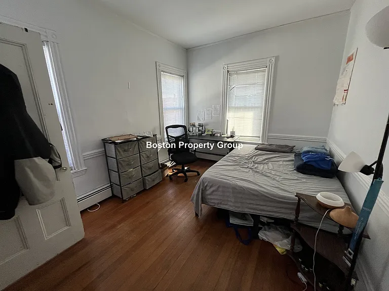 140 Saint Alphonsus St — Photo 6