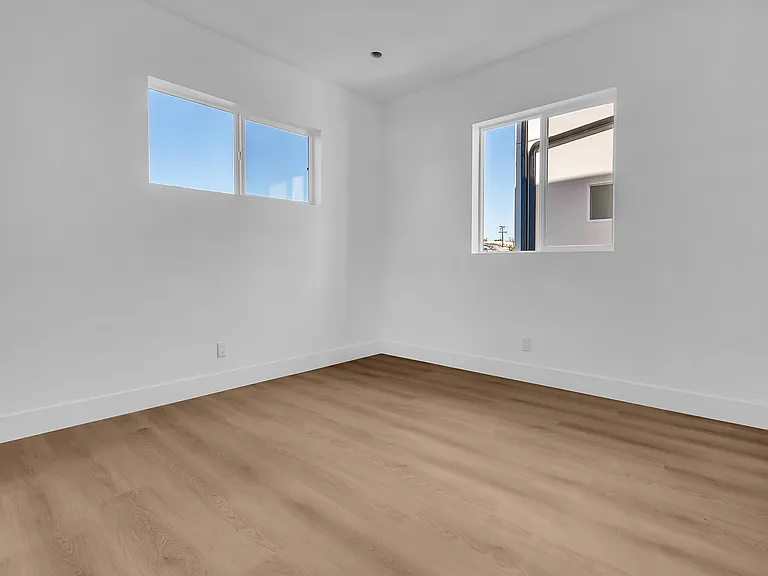2821 Blanchard St #1 — Photo 7