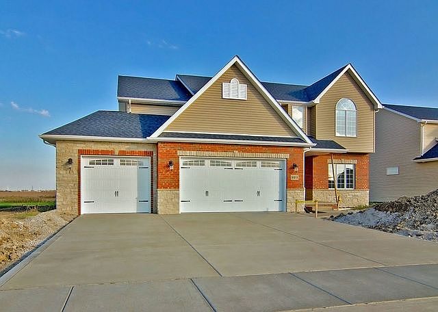 1st image of 9811 Garden Way St