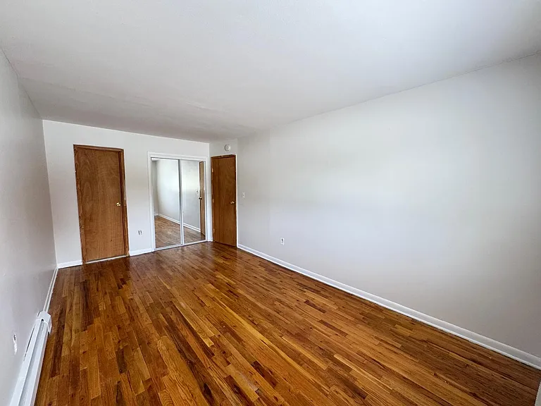 7515 Caldwell Ave #2F — Photo 11