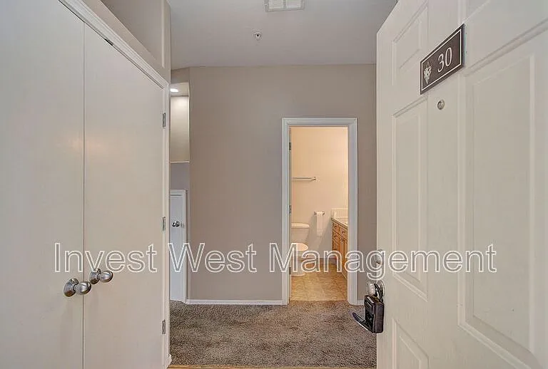 5264 NE 121st Ave #30 — Photo 18