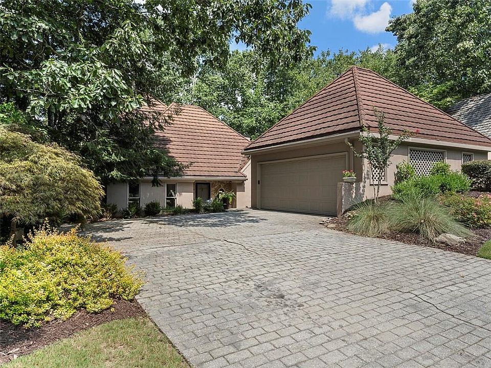 1st image of 565 Kings Peak Dr