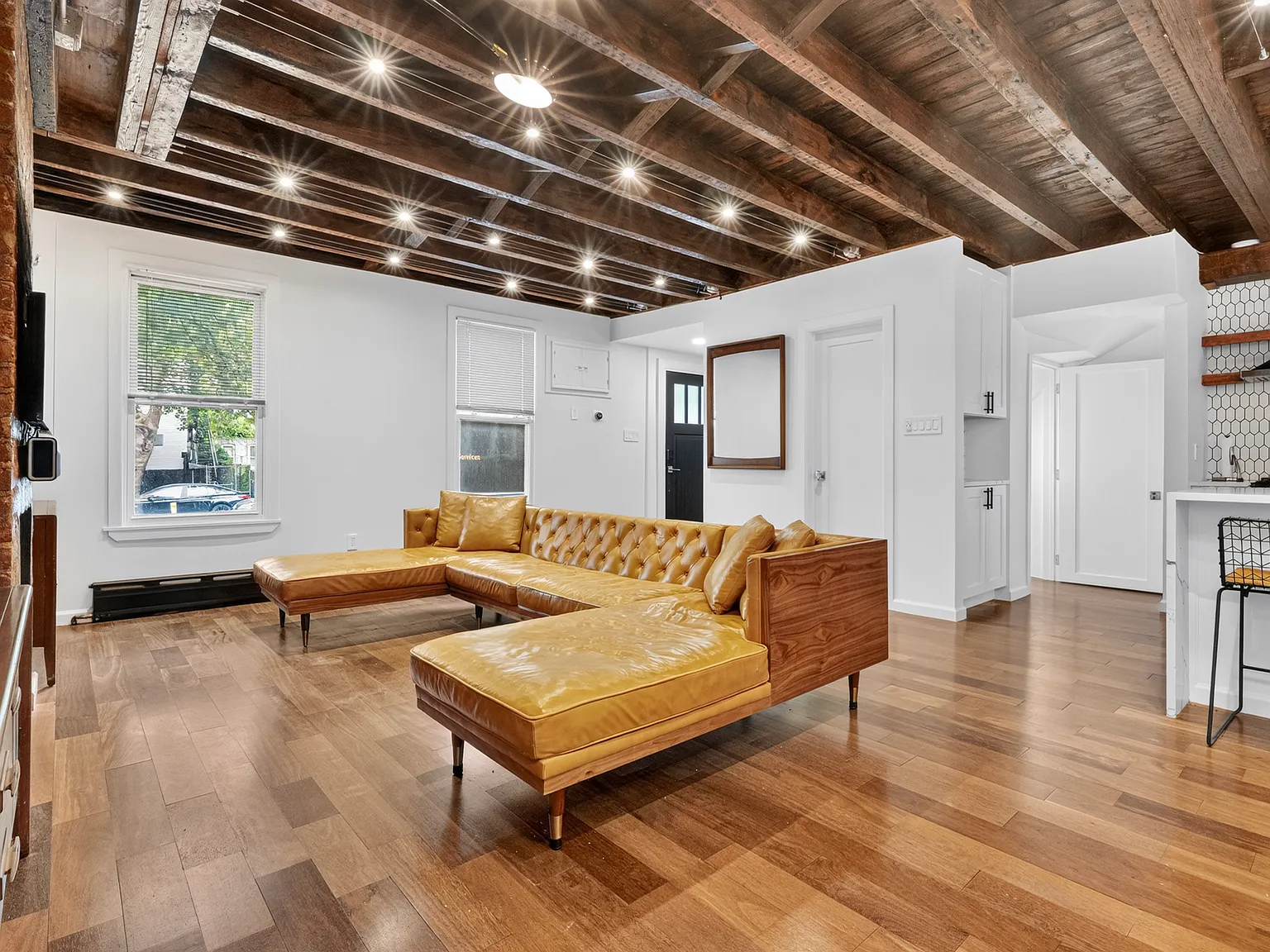 55 Mcguinness Boulevard — Photo 1