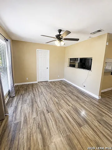 3 bed, 2.0 bath, 1134 sqft, $1,700 — Photo 4