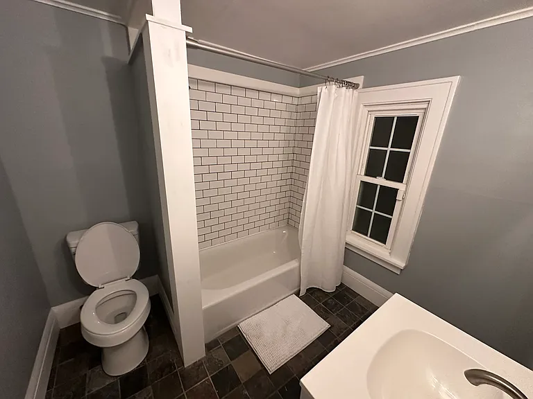 31 Park Ave — Photo 11