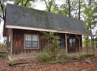 1441 Redbug Ln, Westville, FL 32464