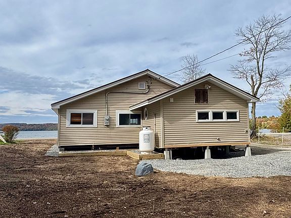 4th image of 287 Dewing Road