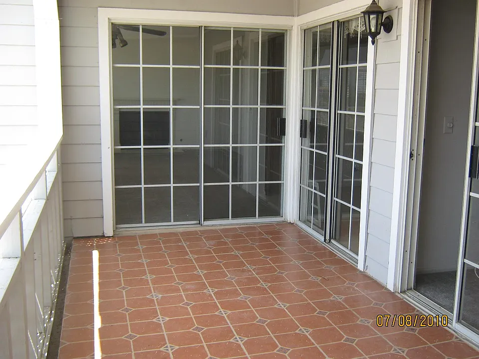 1041 Lakeview Ter