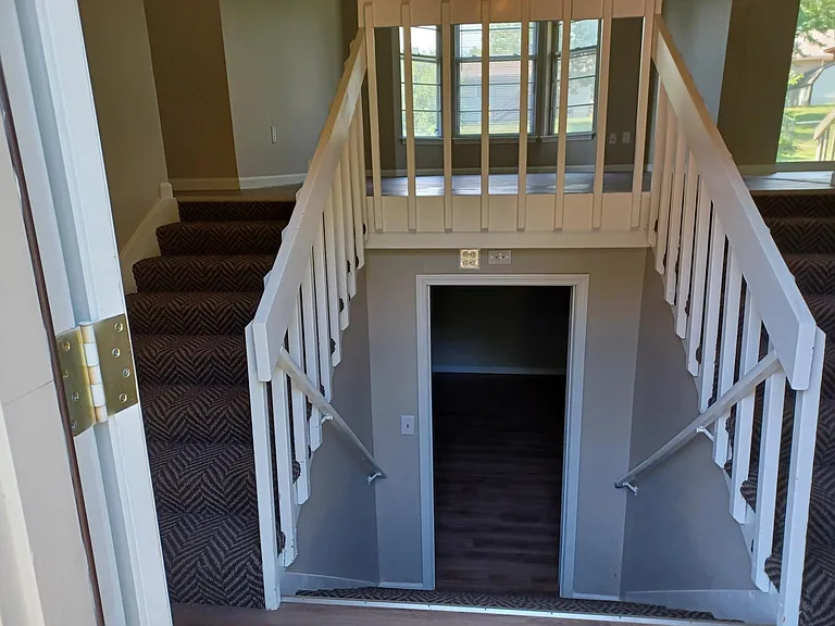 7006 N Chas Dr — Photo 2