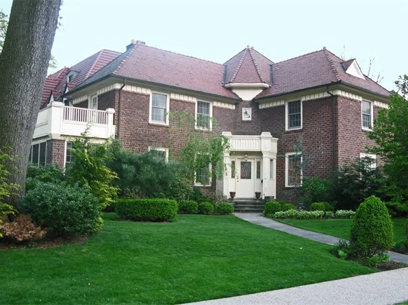 110 Continental Avenue image 1 of 9