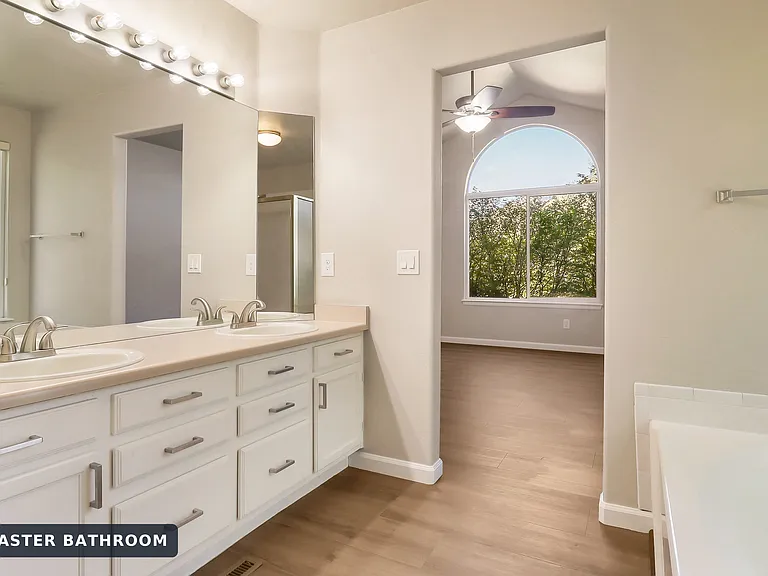 4007 S Sable Cir — Photo 29