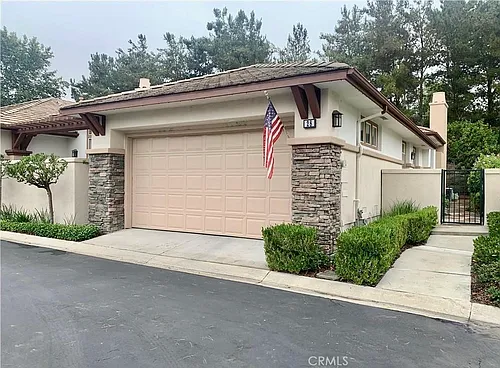 28 Bogey Ln Photo 1