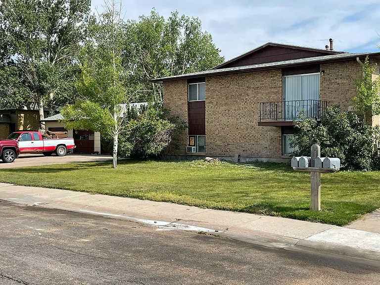 1616 Person St — Photo 1