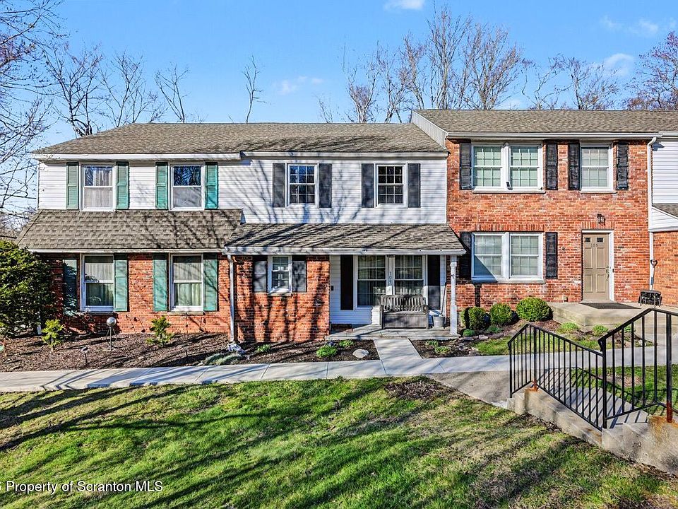 1st image of 109 Townhouse Pl