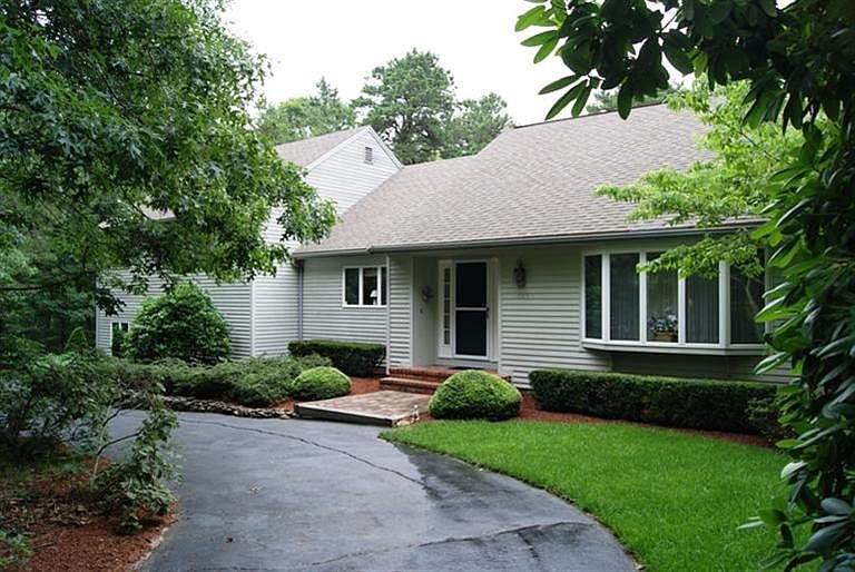 1st image of 120 Cotuit Bay Dr