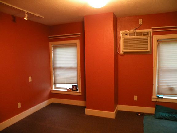 4th image of 1215 S Higgins Ave
