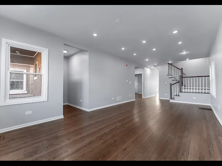 3617 Scoville Ave — Photo 2