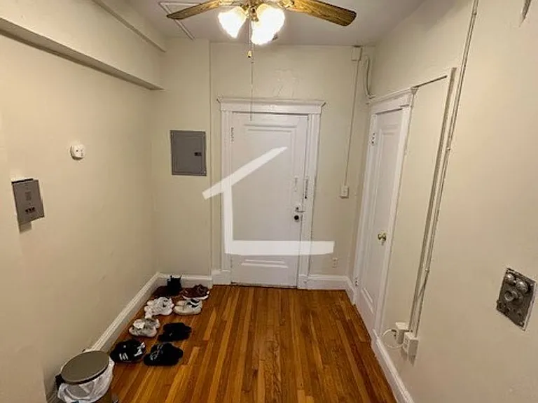 1800 Commonwealth Ave #2 — Photo 4