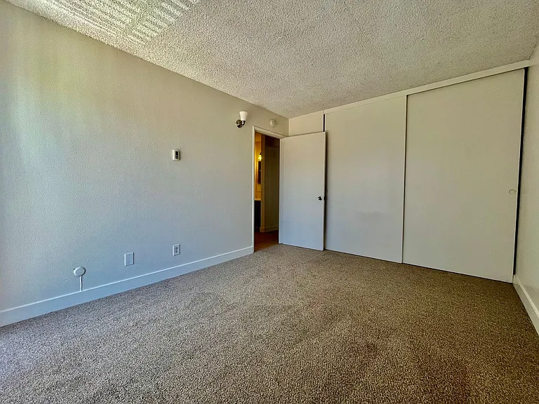 4036 Oregon St — Photo 16