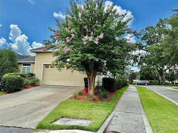 4th image of 7384 SW 35th Ln