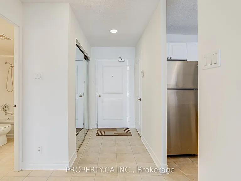 92 King St E #1703 — Photo 14