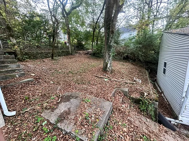 2 bed, 864 sqft, $1,600 — Photo 2