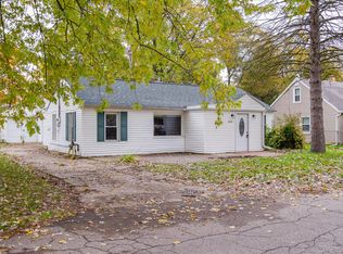 3308 Westmont Ave, Lansing, MI 48906