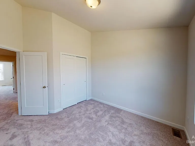 2704 S Spurway Dr — Photo 22