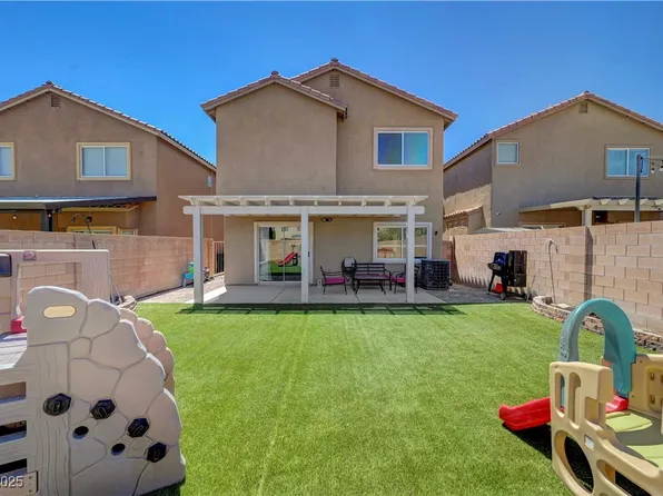 3824 Hollycroft Dr, North Las Vegas, NV 89081