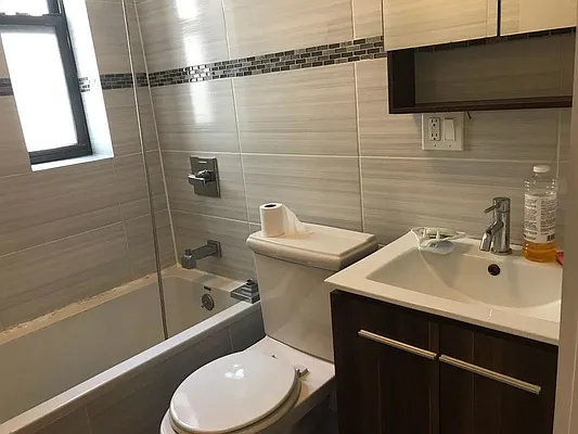 Rented by Lodger Corp | media 15