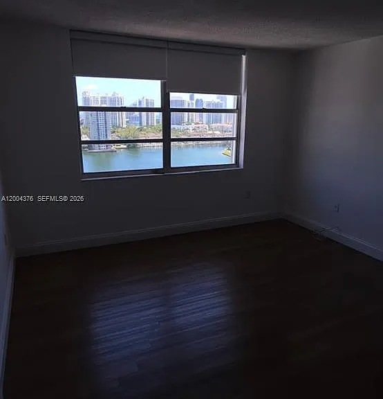 2750 NE 183rd St #2010 — Photo 23