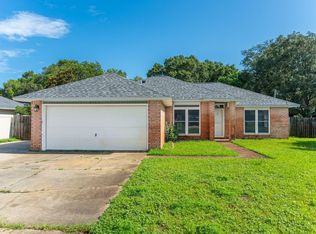 8562 Vehlin Ct, Navarre, FL 32566