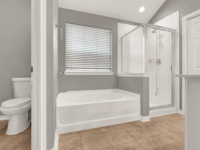 21630 Trilby Way — Photo 15