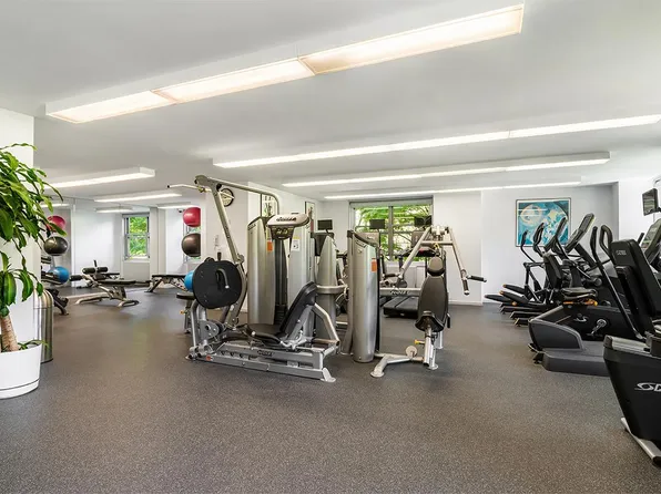 1675 York Avenue image 4 of 7