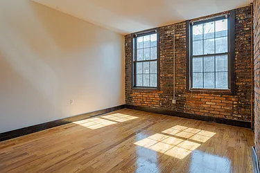 Rented by Batra Group Inc