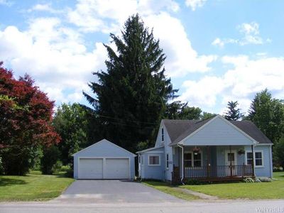 21 Church St, Delevan, NY, 14042