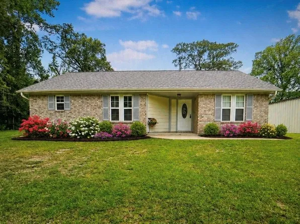 1003 Cherry Creek Rd, Dayton, TX 77535