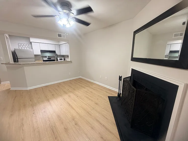 1850 Atlantic Dr #115 — Photo 11