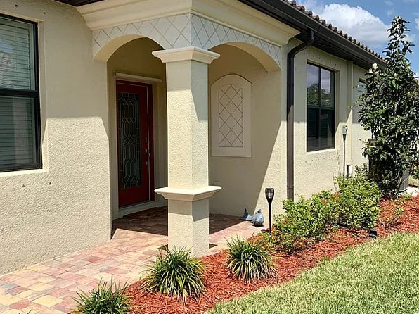 12229 Amica Loop, Venice, FL 34293