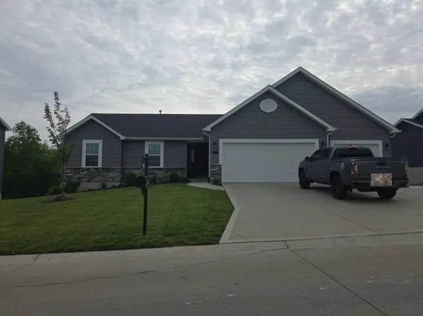 440 Hammerstone Dr, Moscow Mills, MO 63362