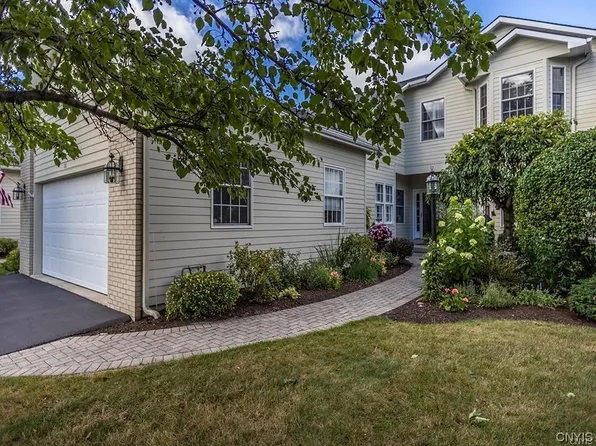 101 Whispering Stream Way, Fayetteville, NY 13066