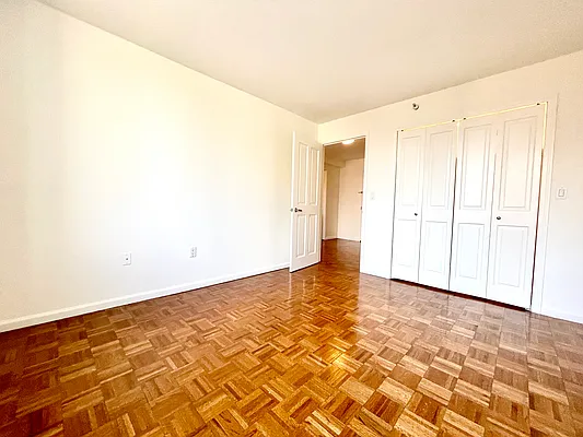 Rented by Addison Property Group | media 14