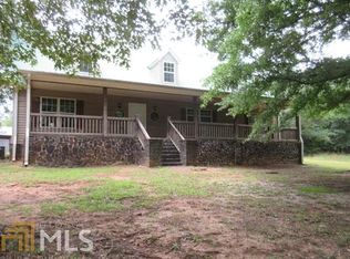 333 Red Dog Run, Royston, GA 30662