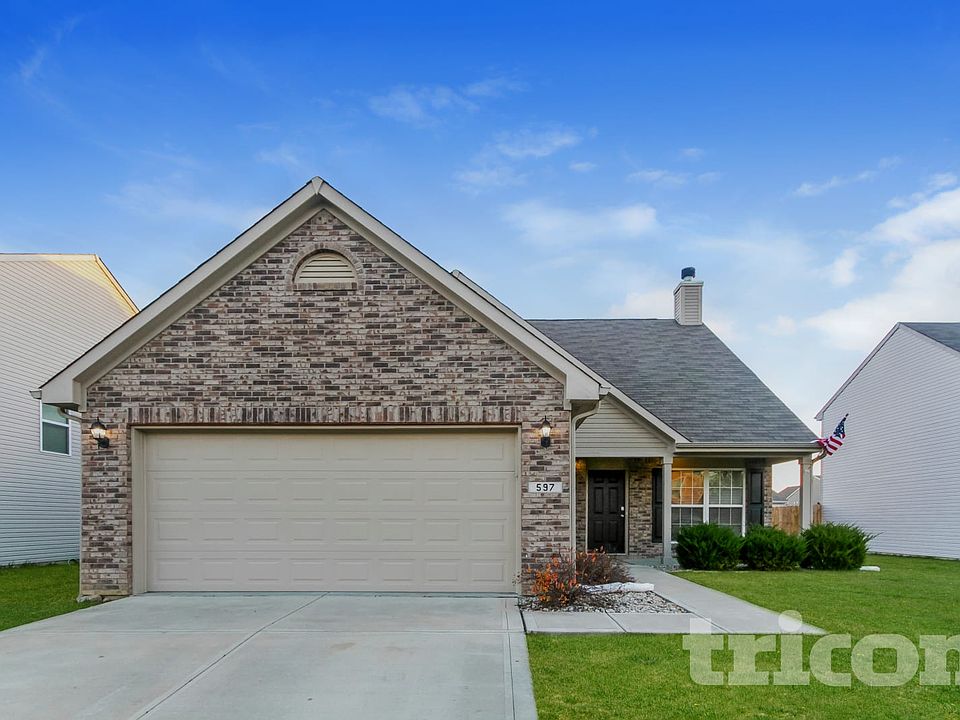 1st image of 597 Grassy Bend Dr