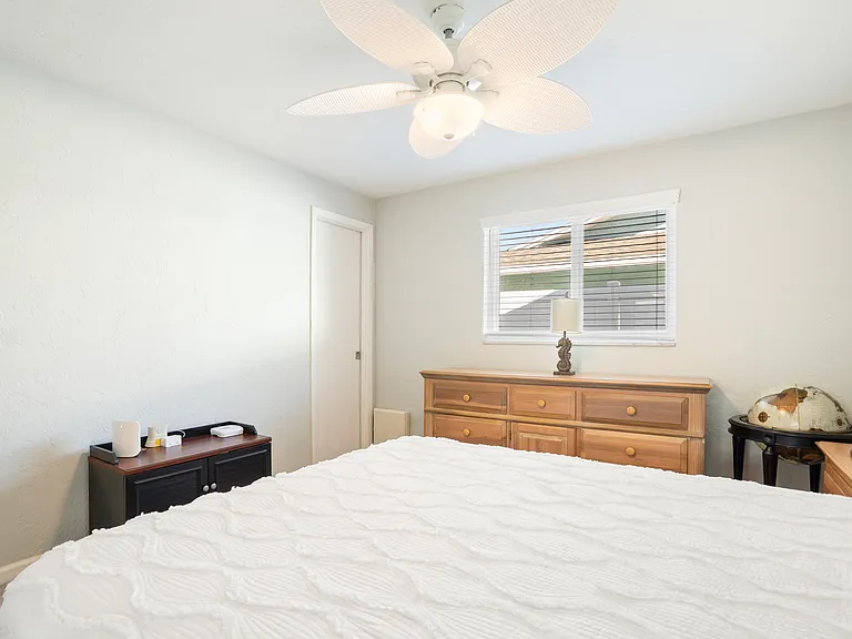 3003 W Vina Del Mar Blvd — Photo 47