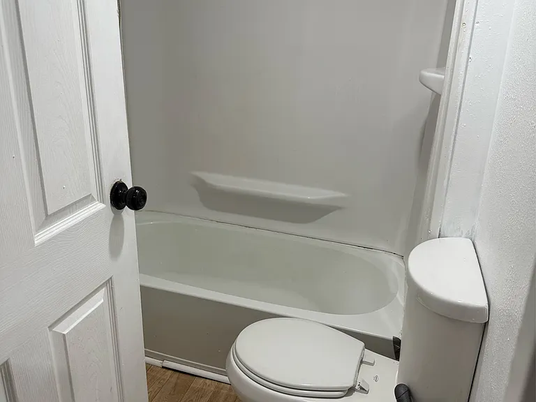 657 Olive St #2 — Photo 8