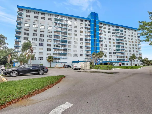 4001 Hillcrest Dr APT 110, Hollywood, FL 33021