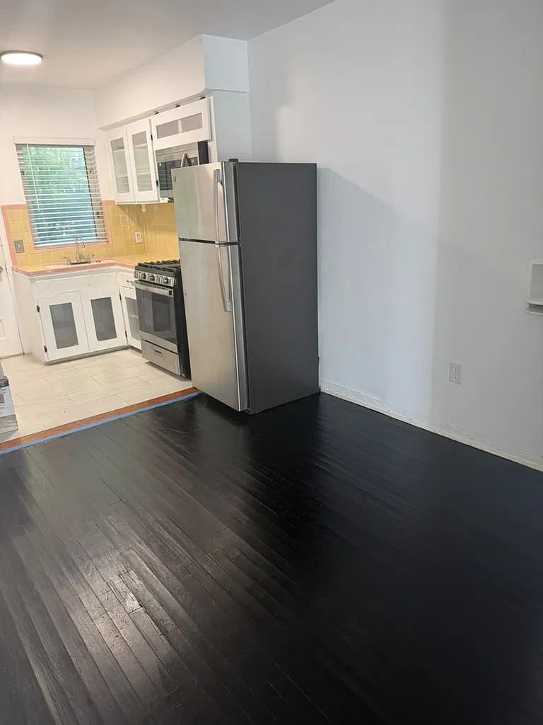 1 bed, 1000 sqft, $2,450 — Photo 3