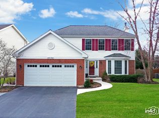 2732 Bluewater Cir, Naperville, IL
